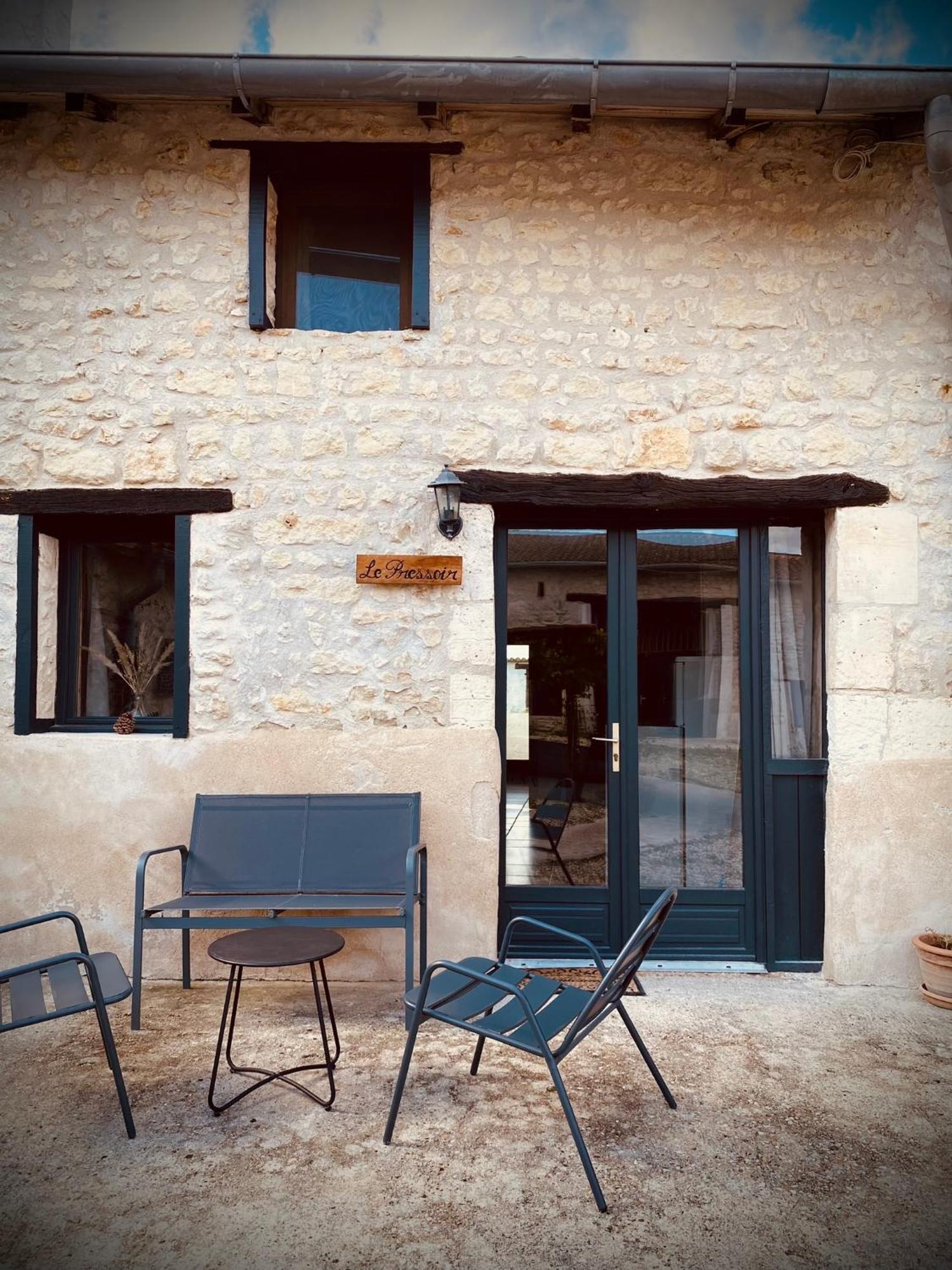 Metairie Des Gacheries Champagne-et-Fontaine Dış mekan fotoğraf