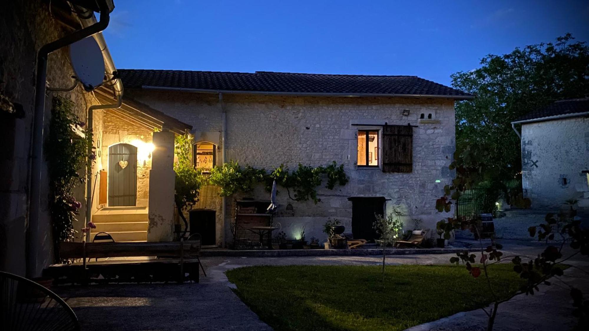 Metairie Des Gacheries Champagne-et-Fontaine Dış mekan fotoğraf
