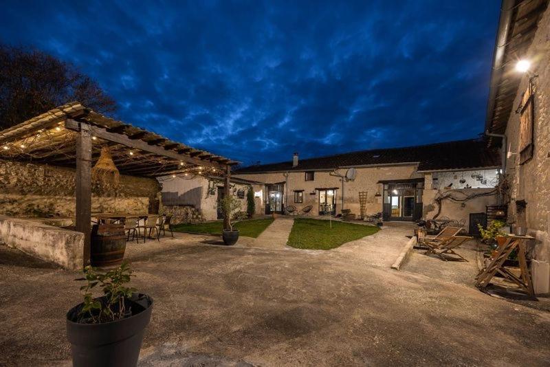 Metairie Des Gacheries Champagne-et-Fontaine Dış mekan fotoğraf
